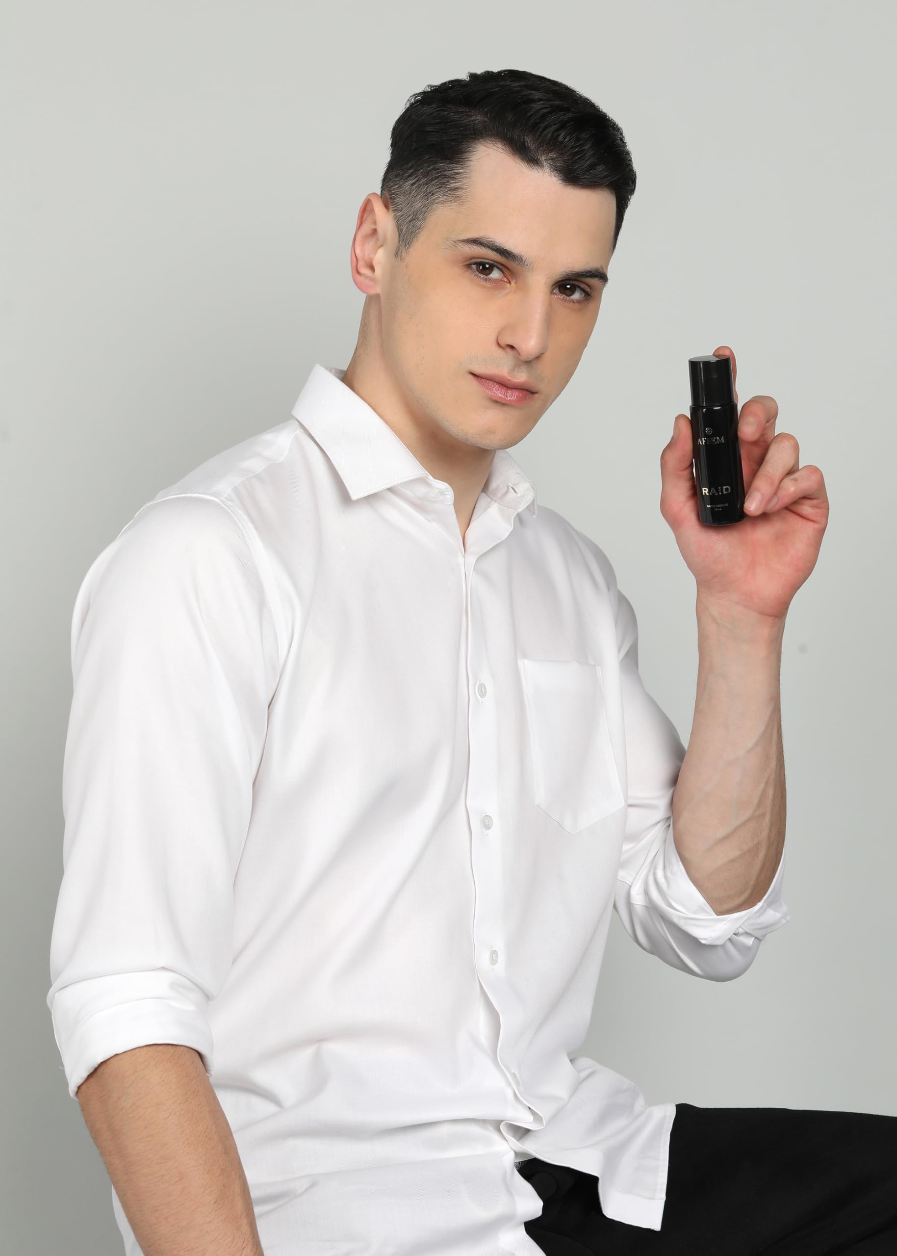 AFEEM Unisex Eau De Parfum - 40ml Long-Lasting Fragrance Spray for Men and Women - label detail (15)