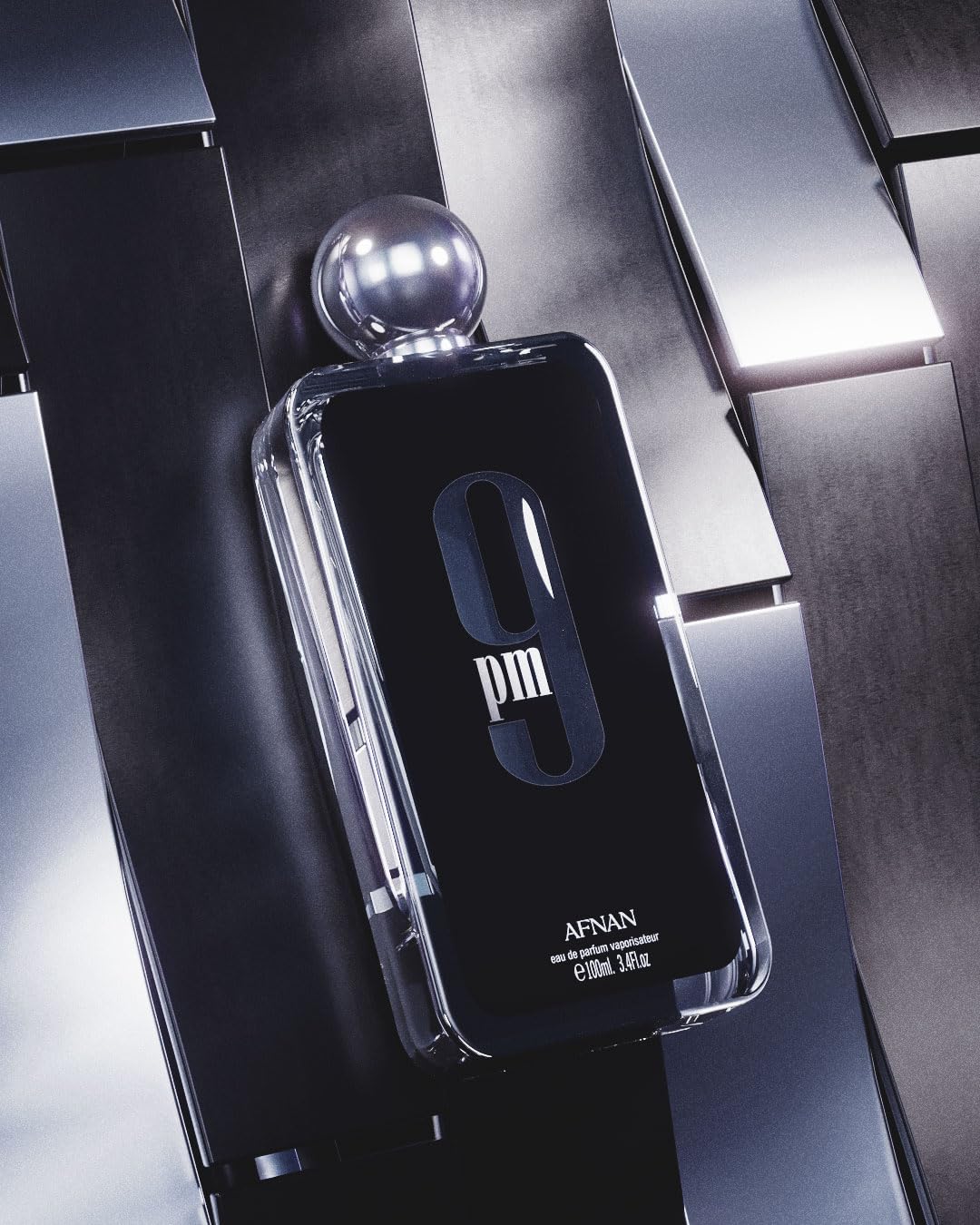 AFNAN 9AM Dive Men's Eau de Parfum, 100ml, with Lemon, Mint, Black Currant, Pink Pepper Notes - close-up detail (23)