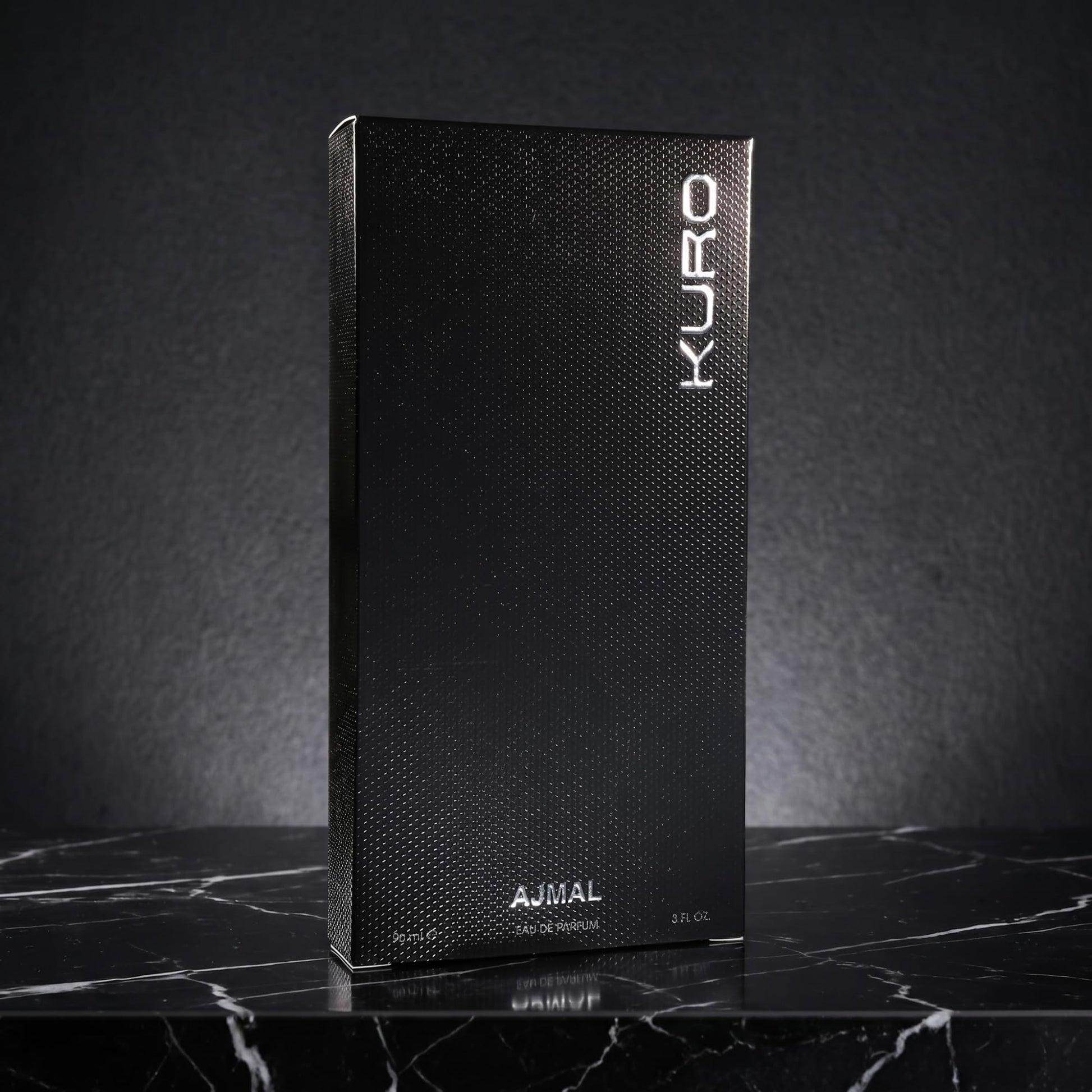 Ajmal Kuro Eau de Parfum for Men, 90ml, Aromatic Spicy Woody Fragrance with Lavender, Pepper & Ambergris - close-up detail