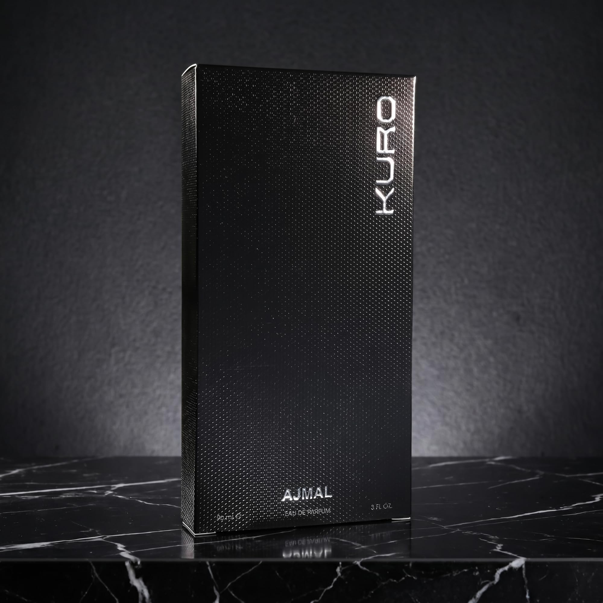 Ajmal Kuro Eau de Parfum for Men, 90ml, Aromatic Spicy Woody Fragrance with Lavender, Pepper & Ambergris - close-up detail