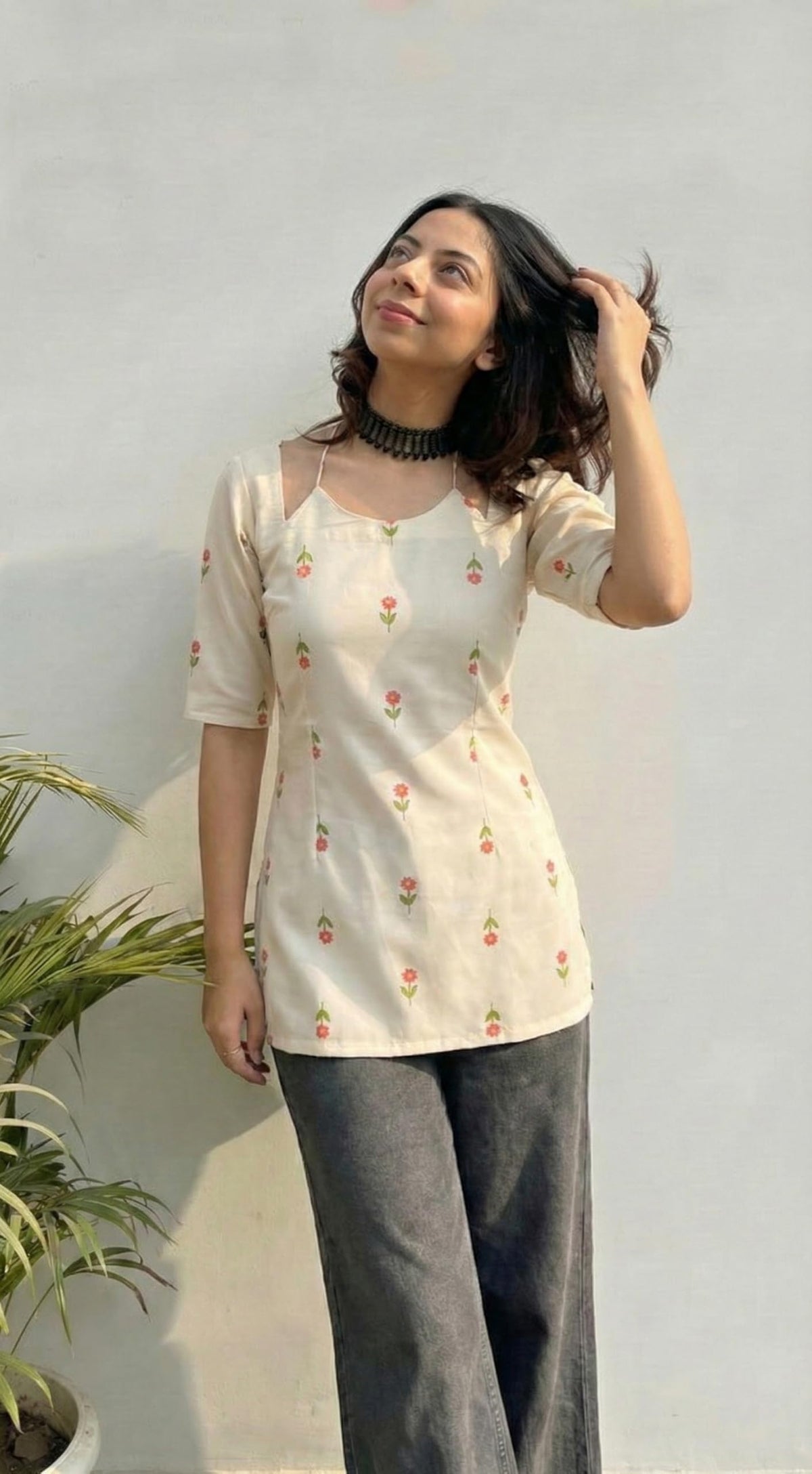 ANNI DESIGNER Women's Viscose Blend Short Printed Kurti, Regular Style, Elbow Sleeves - back view (16)