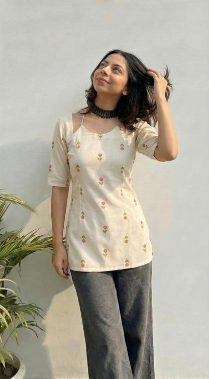 ANNI DESIGNER Women's Viscose Blend Short Printed Kurti, Regular Style, Elbow Sleeves - back view (16)