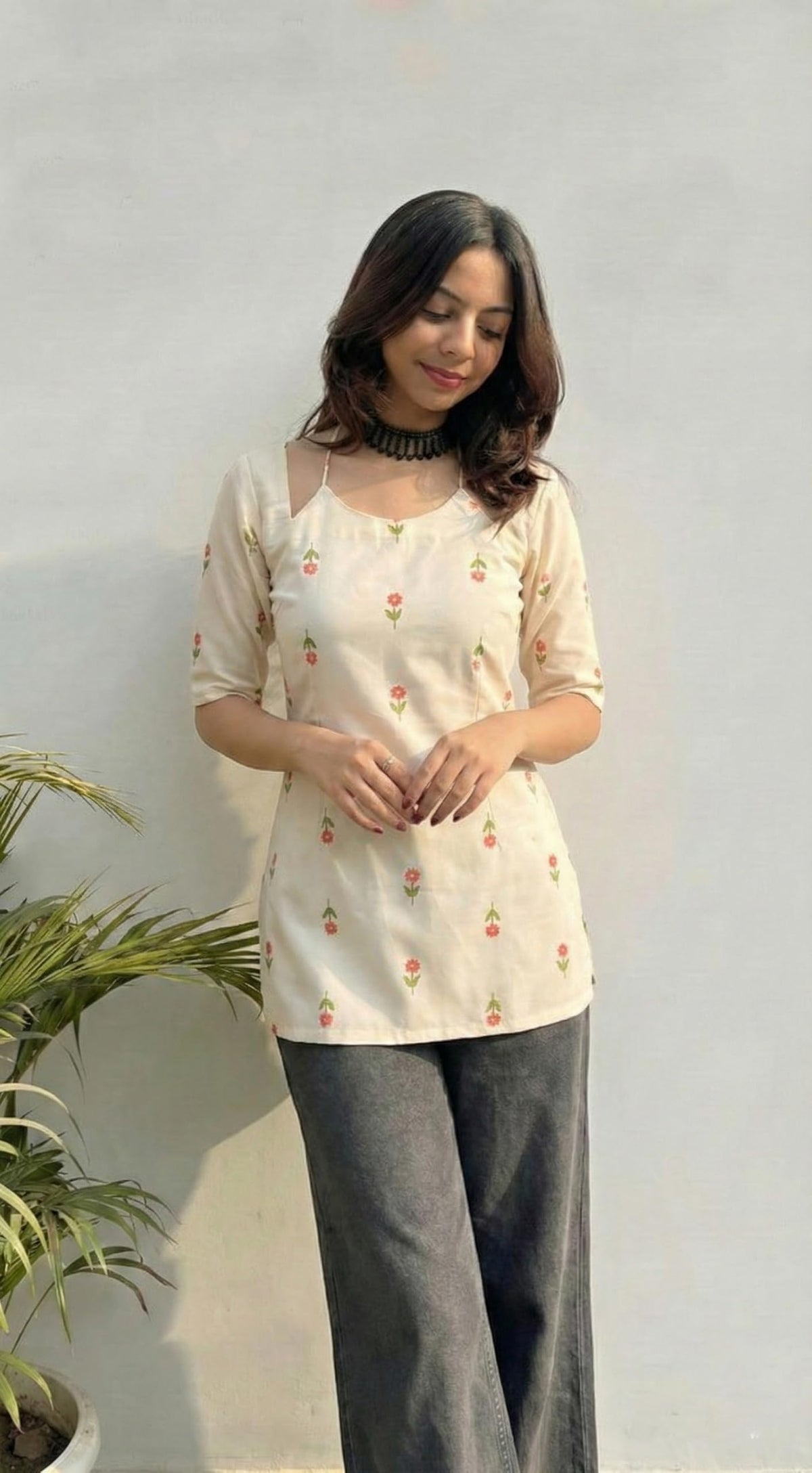 ANNI DESIGNER Women's Viscose Blend Short Printed Kurti, Regular Style, Elbow Sleeves - ingredients panel (19)