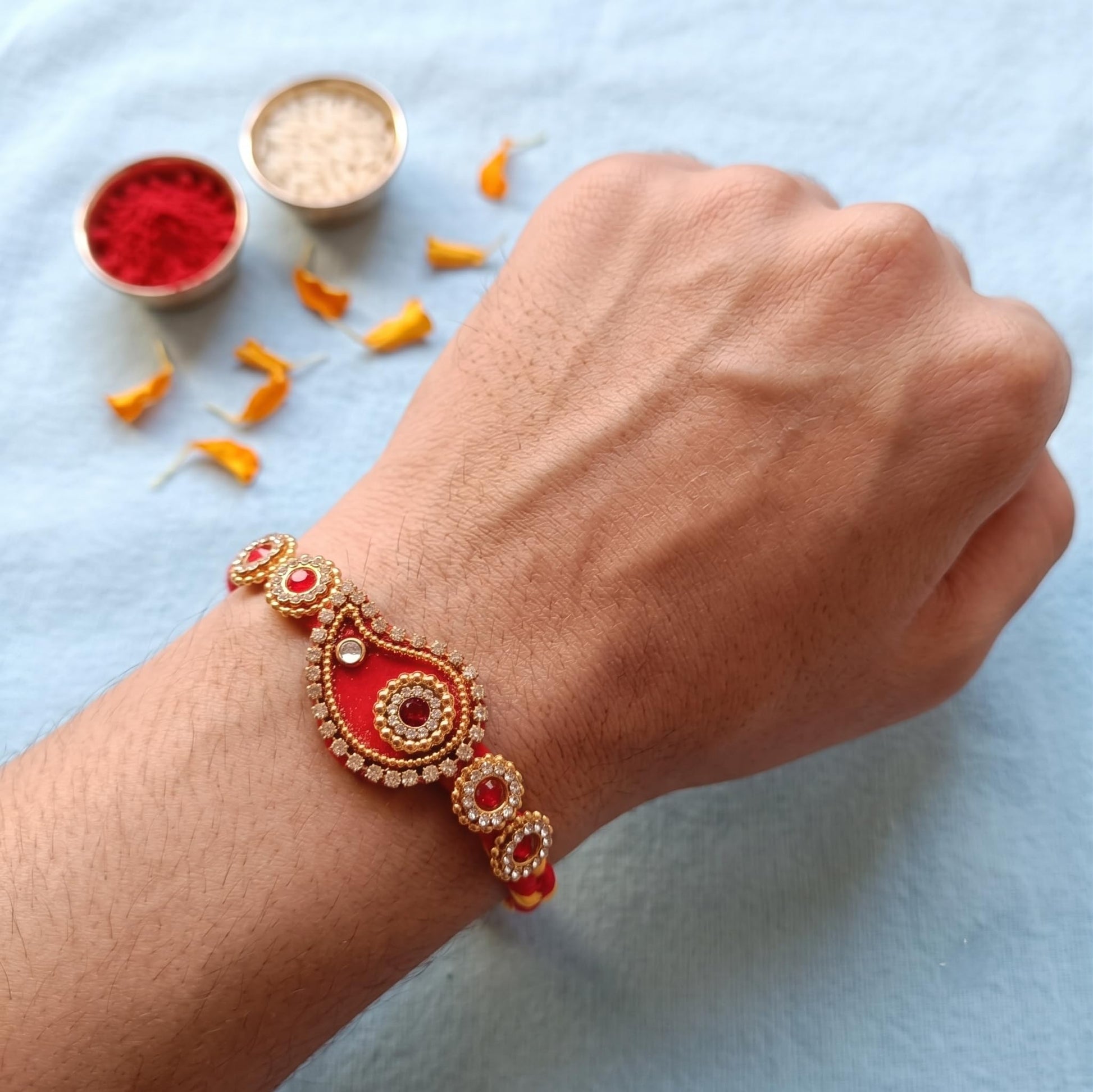 ARADHANA RAKHIS Rakhi Set for Brother 4pcs with roli chawal | Traditional Rakhdi For Bhai | Raksha Bandhan - packaging