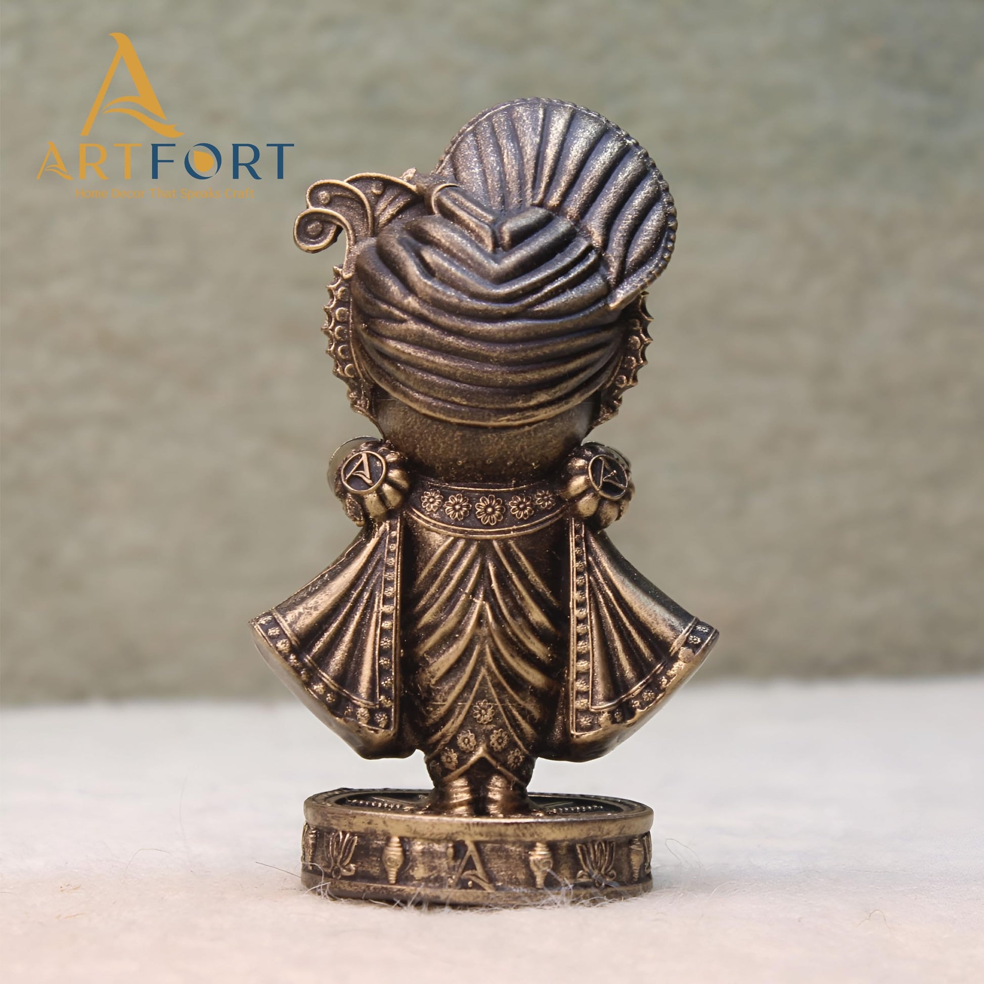 ARTFORT Lord Jagannath Idol 4 Inch Polyresin Figurine for Home Temple Decor - close-up detail (25)