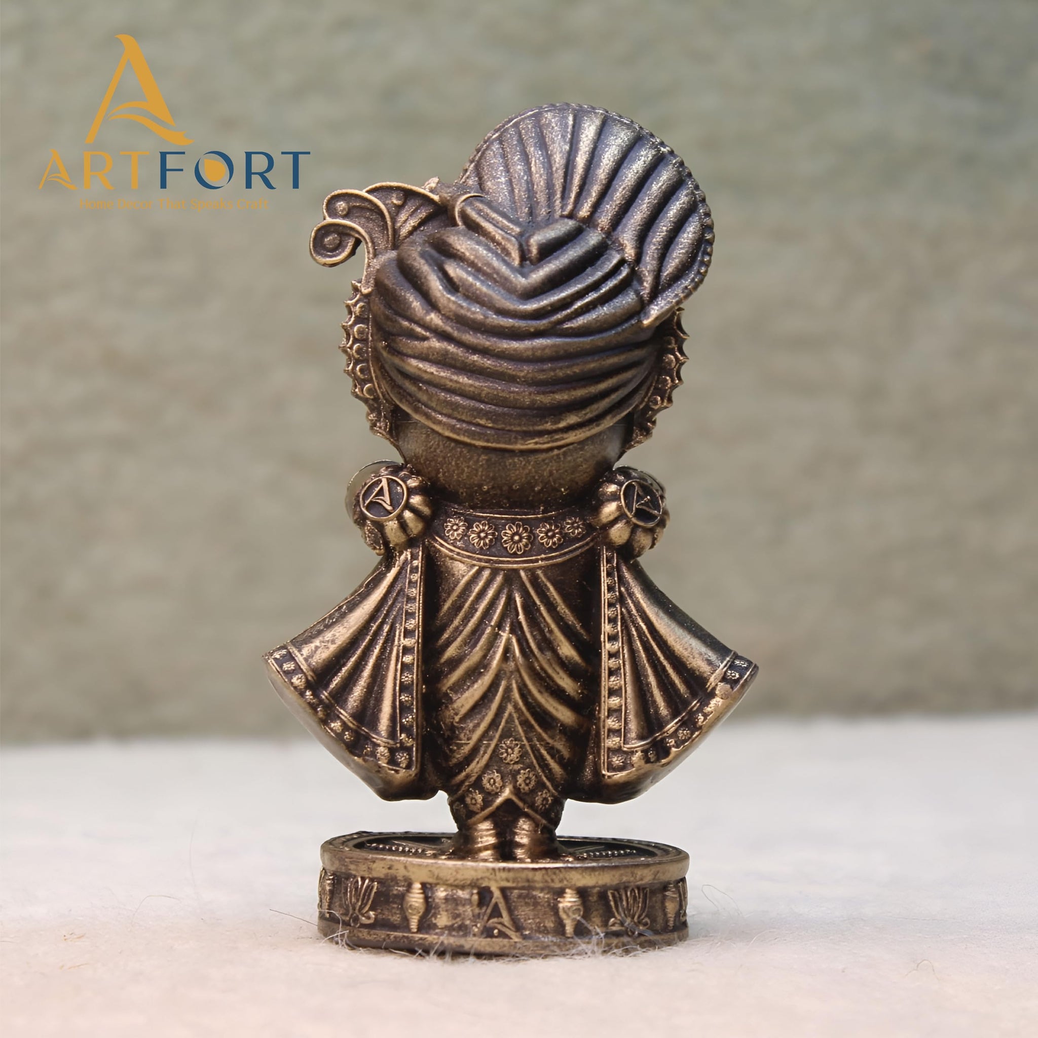ARTFORT Lord Jagannath Idol 4 Inch Polyresin Figurine for Home Temple Decor - close-up detail (25)