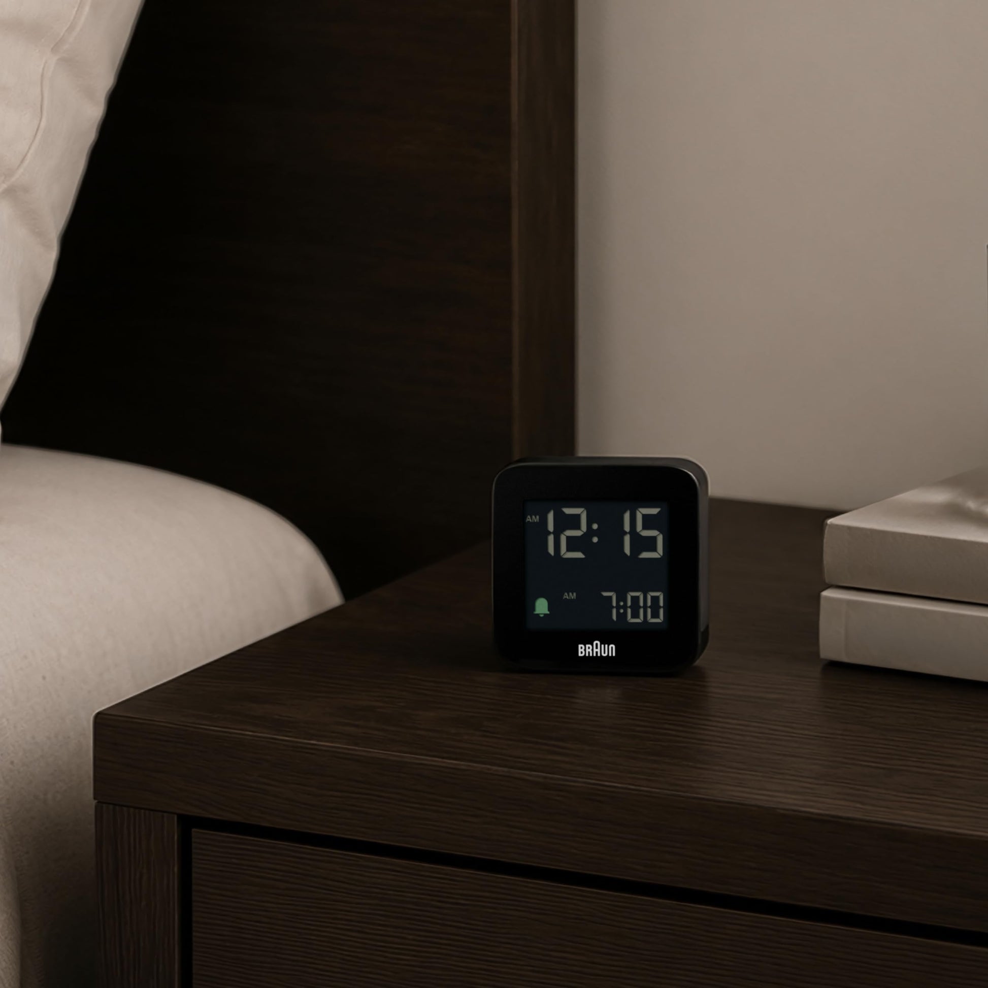 Braun Digital Travel Alarm Clock BC08B - Compact, Negative LCD Display, Snooze, Crescendo Beep, Black - label detail