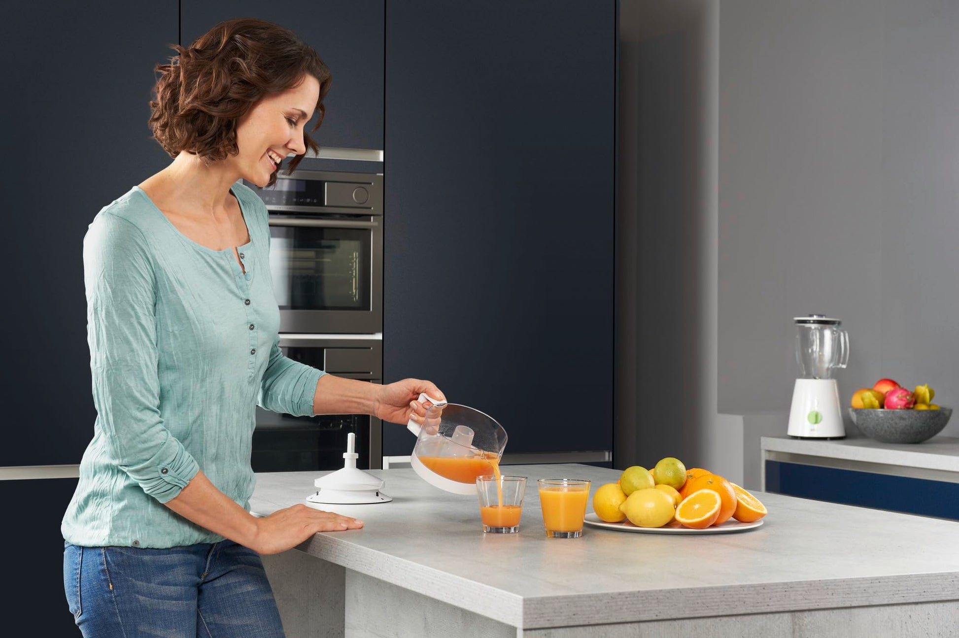 Braun Electric Citrus Juicer, 20 Watt, Adjustable Pulp Control, Auto Start Stop, Dishwasher Safe - label detail