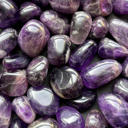 braun HOMES Natural Amethyst Tumbled Stones, Purple Decorative Pebbles for Vase Fillers and Aquarium Decor - label detail