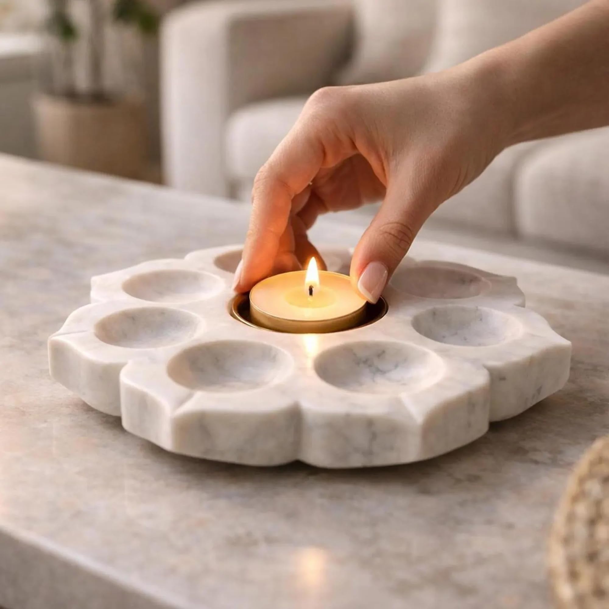 braun HOMES Natural Marble Diya Tea Light Holder, White and Gold, 160g, Tealight Candle Holder for Home Decor - label detail