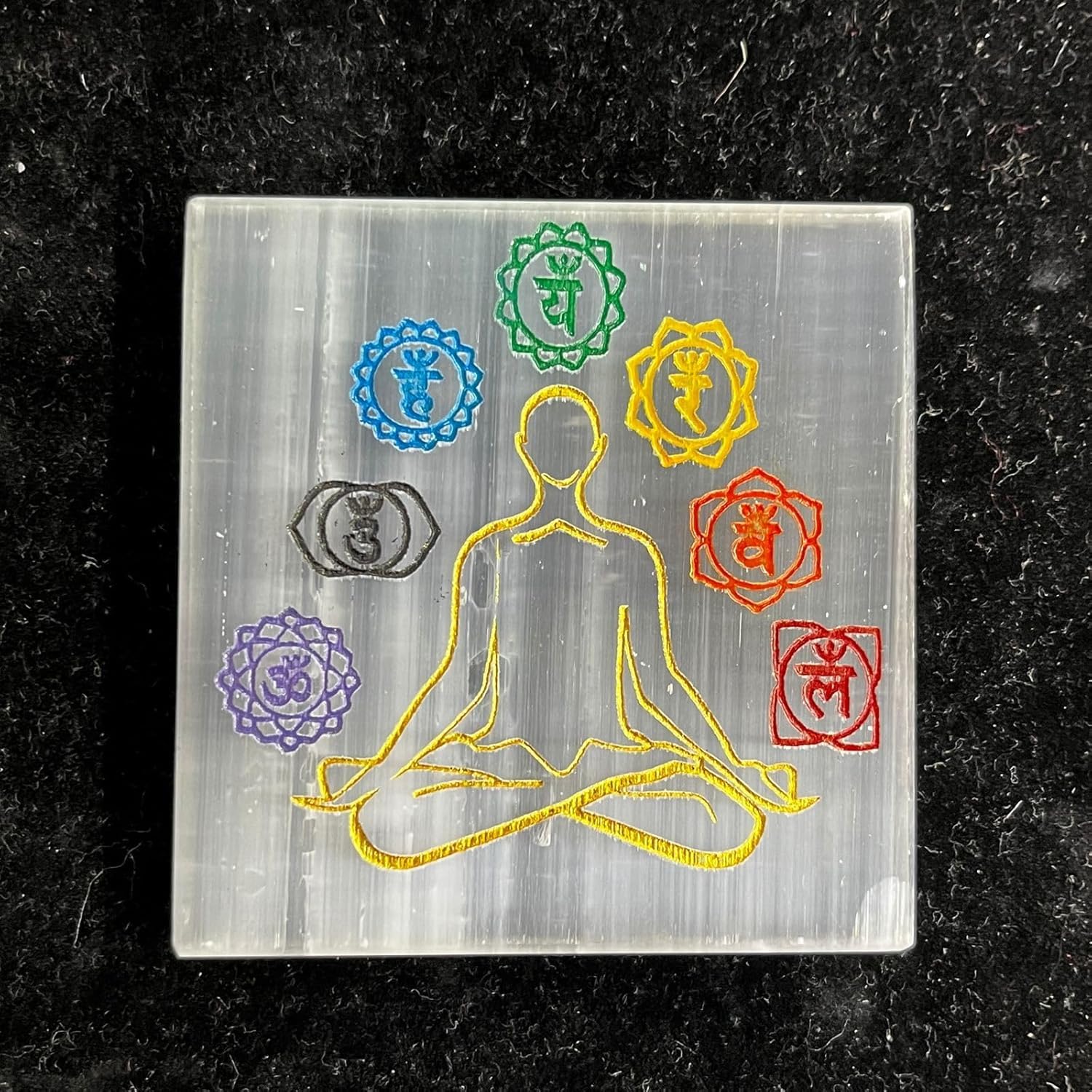 braun HOMES Selenite Charging Plate, 3 Inch, Natural Stone, Crystal Cleansing & Meditation Plate - label detail (15)