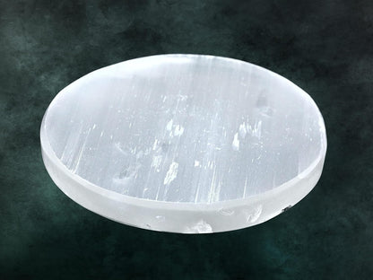 braun HOMES Selenite Charging Plate, 3 Inch, Natural Stone, Crystal Cleansing & Meditation Plate - ingredients panel (22)