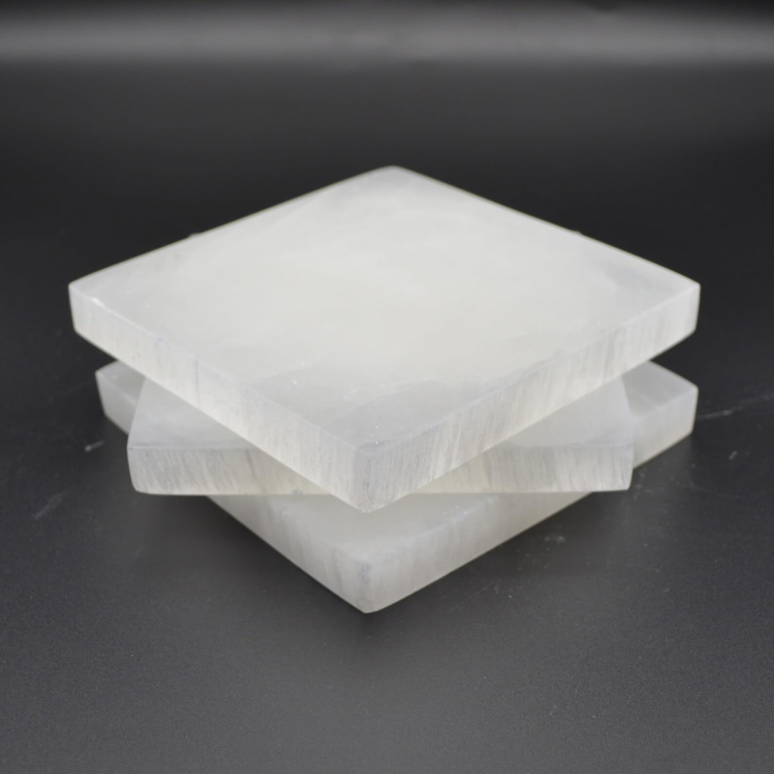 braun HOMES Selenite Charging Plate, 3 Inch, Natural Stone, Crystal Cleansing & Meditation Plate - label detail (28)
