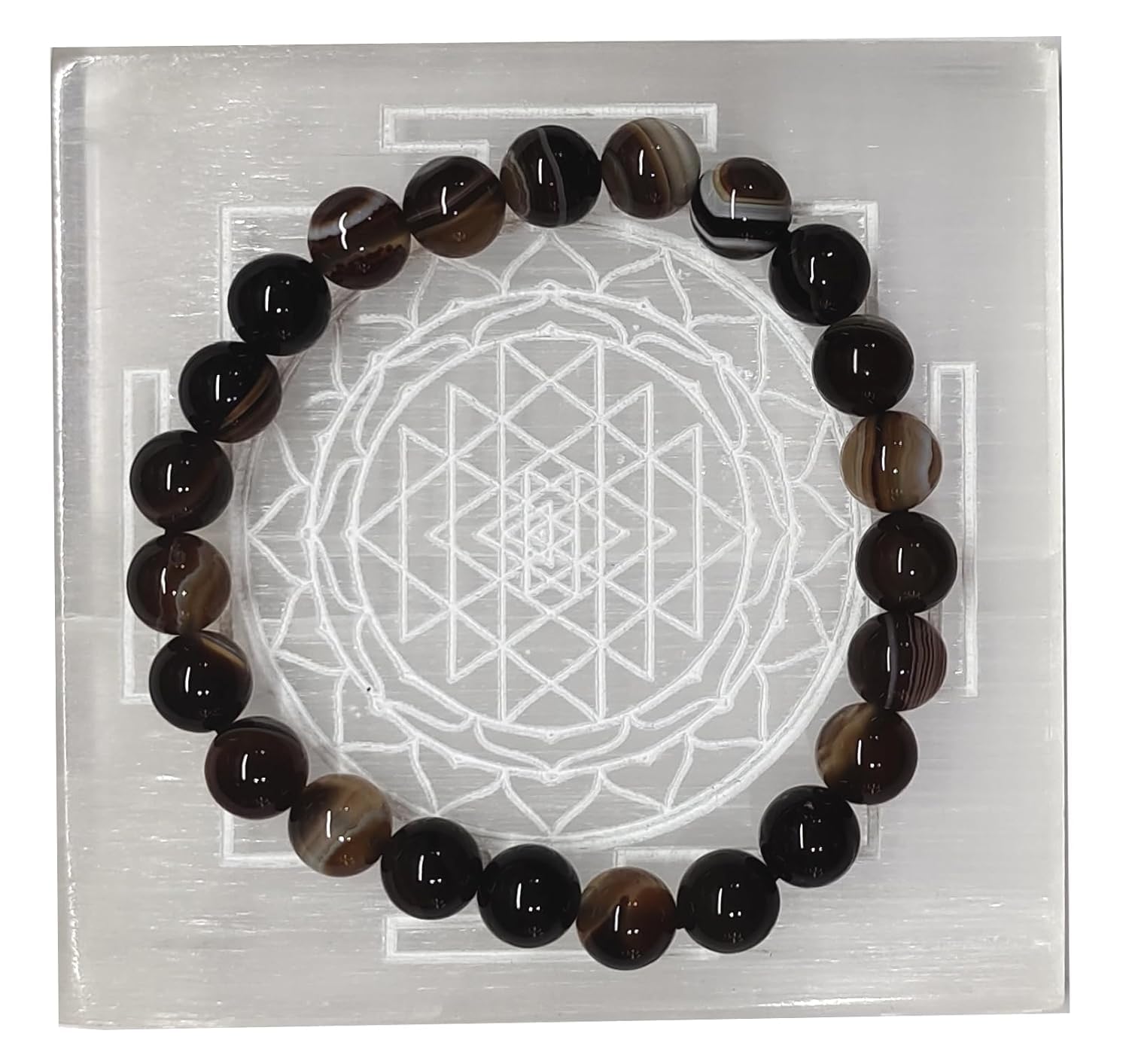 braun HOMES Selenite Charging Plate, 3 Inch, Natural Stone, Crystal Cleansing & Meditation Plate - close-up detail (38)