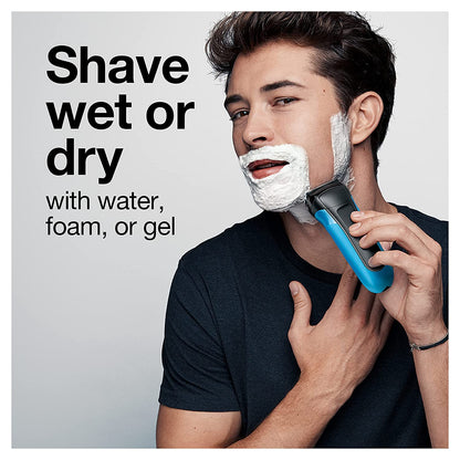 Braun Series 3 310s Electric Shaver for Men, Foil Shaver, Wet & Dry, Rechargeable, Cordless, Waterproof, NiMH - close-up deta