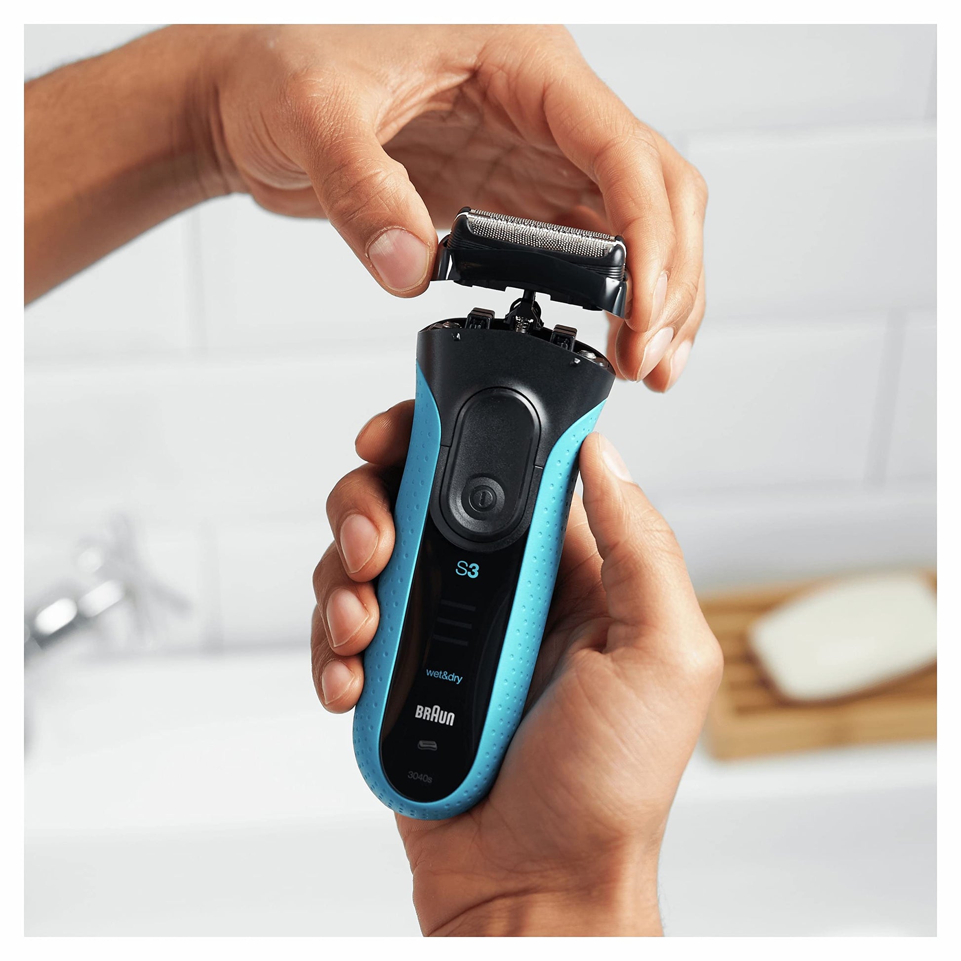Braun Series 3 32B Replacement Foil & Cutter Cassette for 320 330 340 350CC Shavers, Black - front view