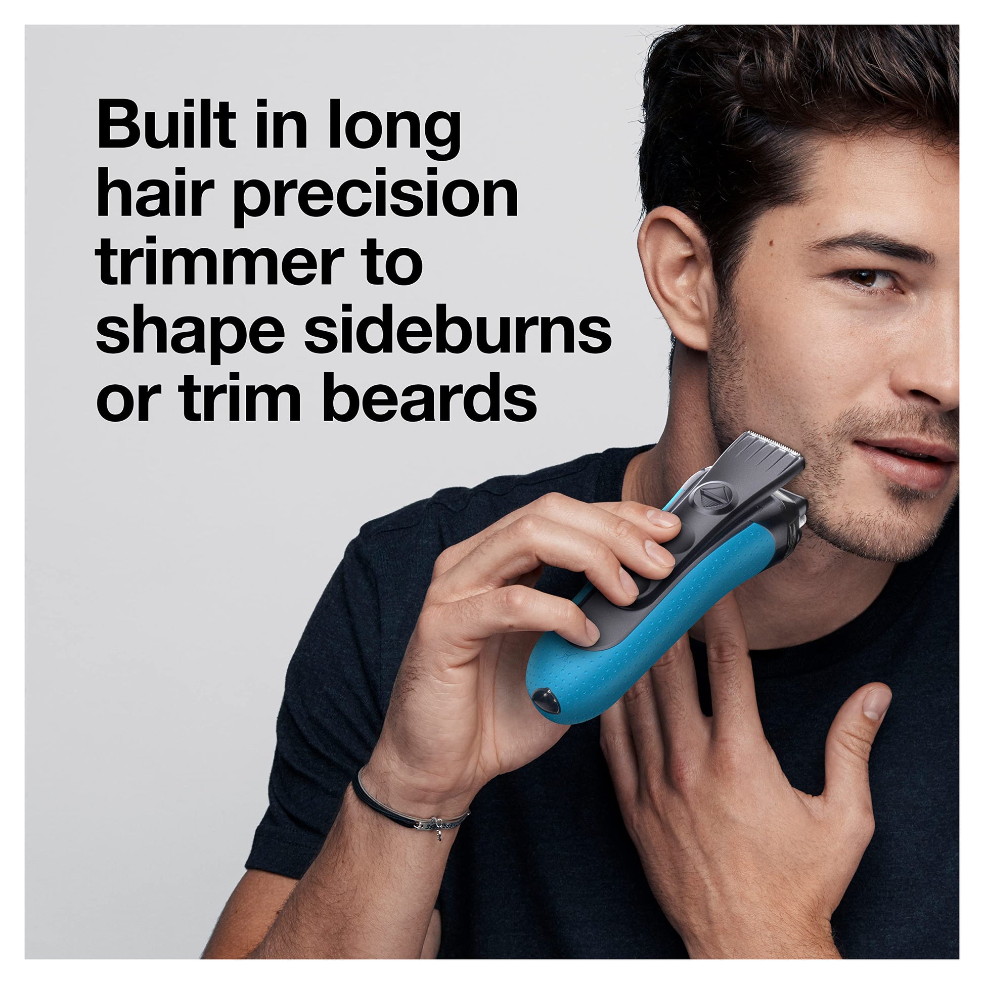 Braun Series 3 Proskin 3040S Wet & Dry Rechargeable Electric Foil Shaver for Men - in use
