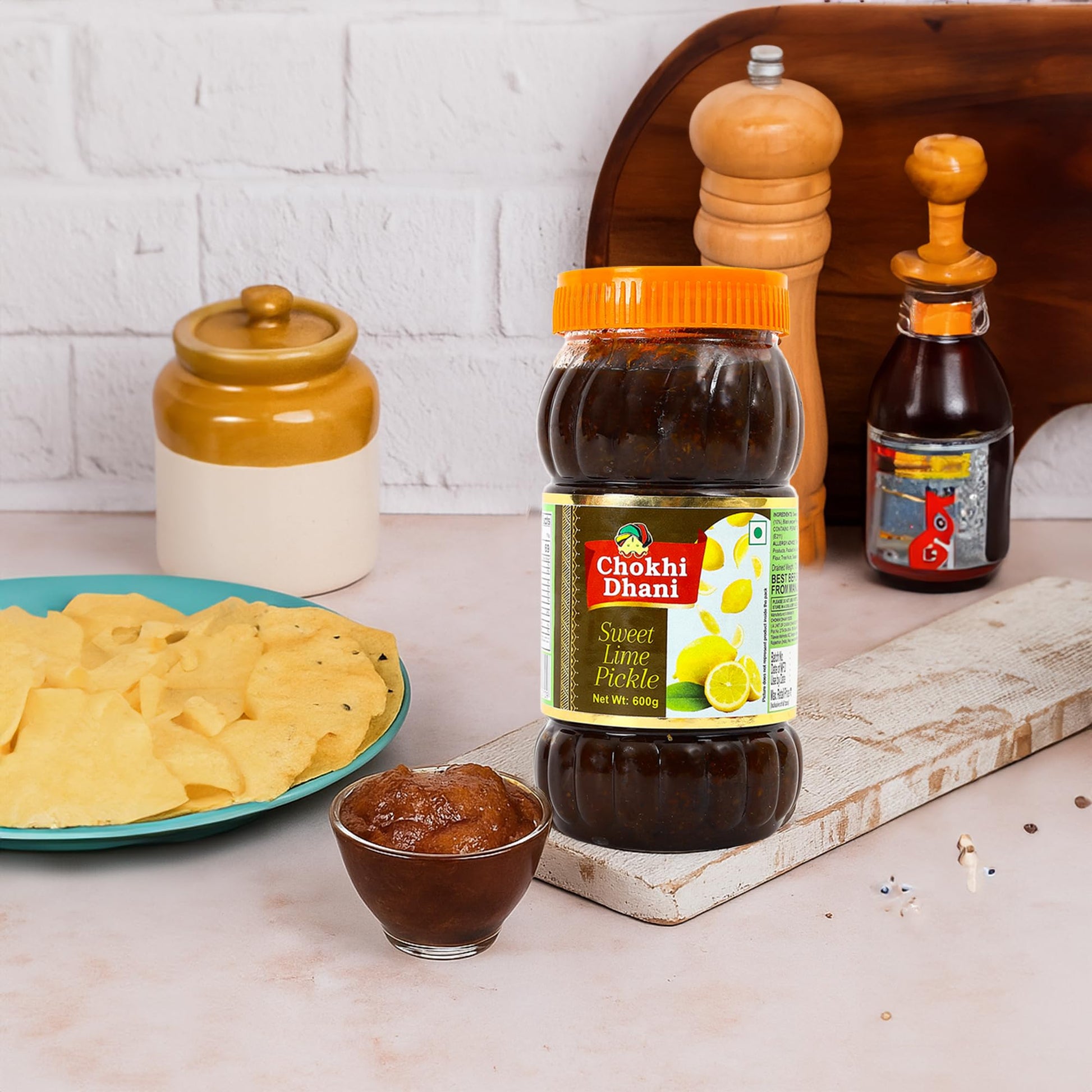 Chokhi Dhani Garlic Pickle, 200g, Indian Lehsun Ka Achar, Mustard Oil Based Pickle - front view (50)