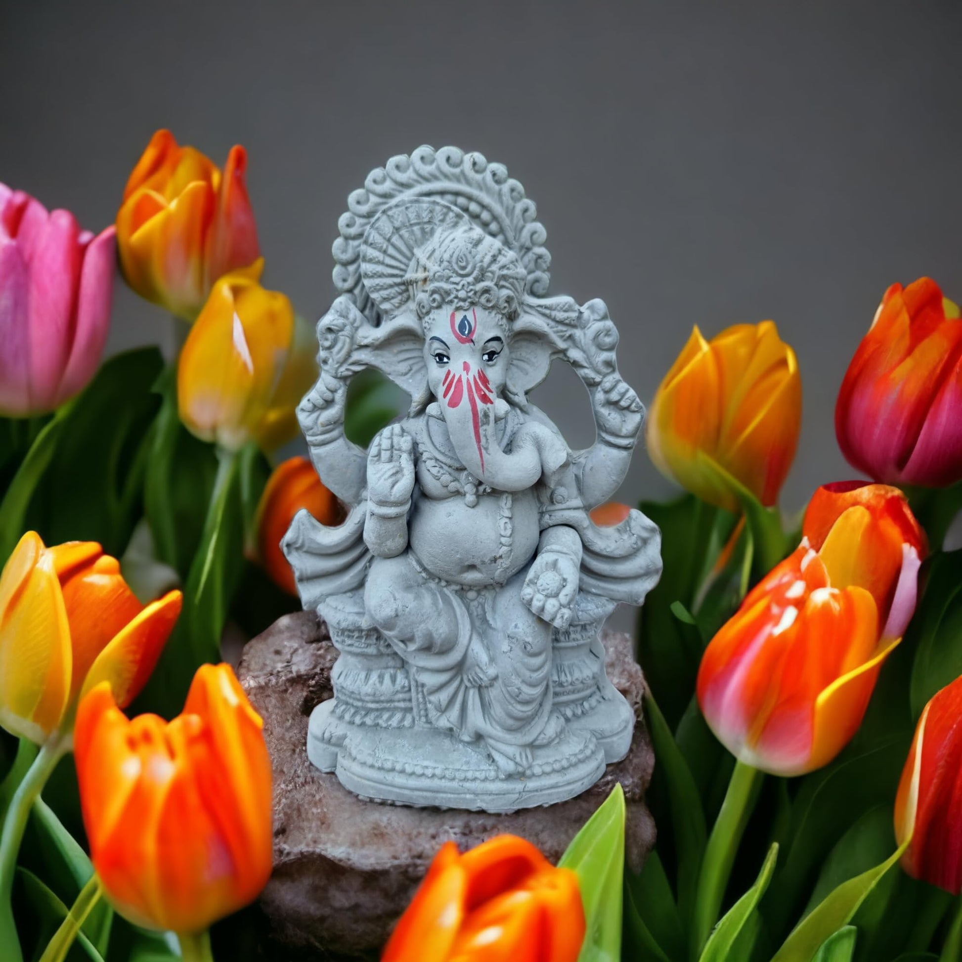 ELIKRAFT Mitti Ganesh Idol, Eco-Friendly Natural Clay Ganesha Figurine for Puja and Visarjan, Biodegradable - close-up detail