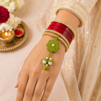 GliterKart Handmade Crochet Green Flower Rakhi for Brother, Cotton Thread Bracelet with Pearl Beads, Raksha Bandhan Gift - la