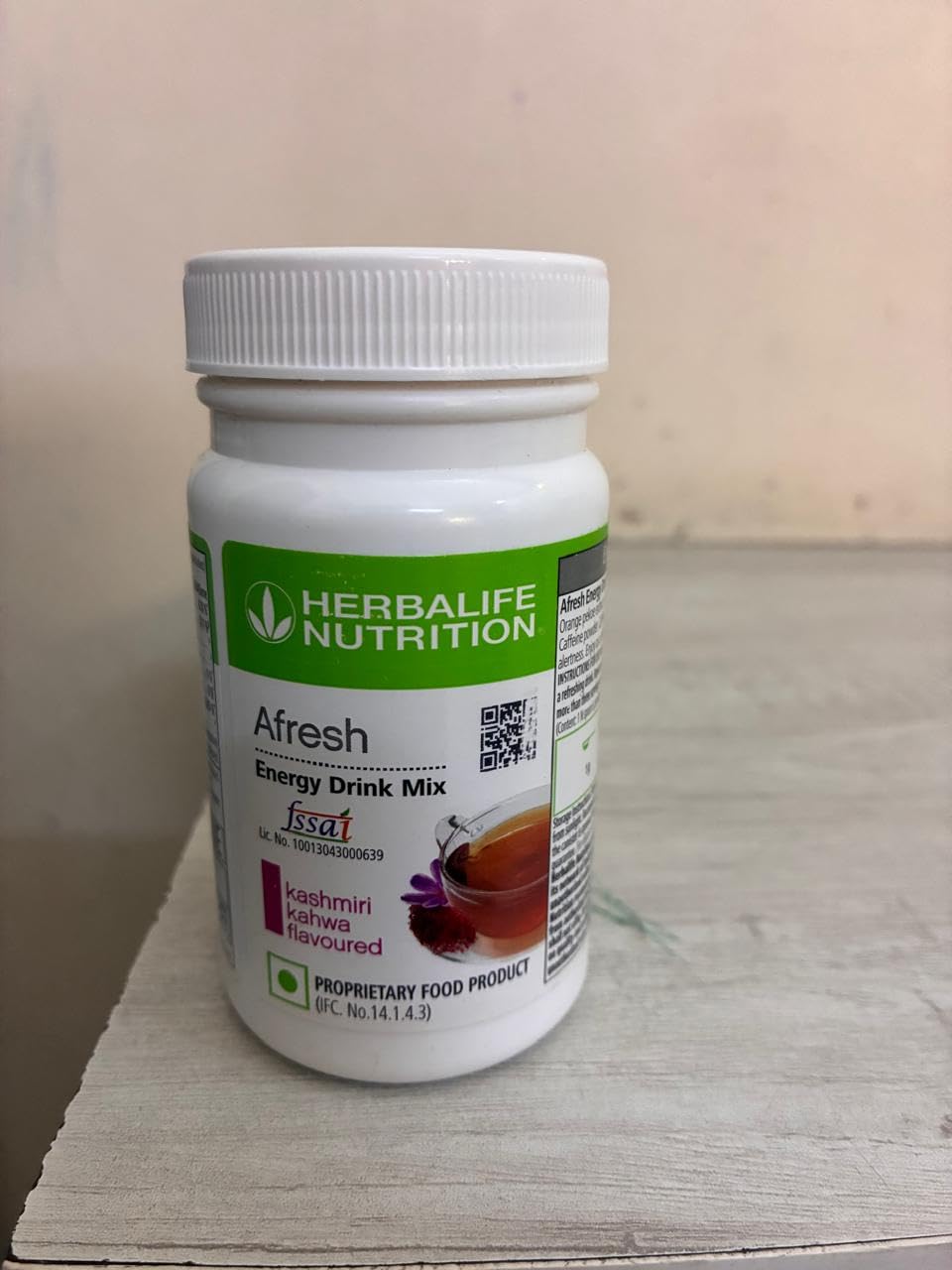 Herbalife Afresh Energy Drink Mix Kashmiri Kahwa, 40g, Powdered Drink Concentrate