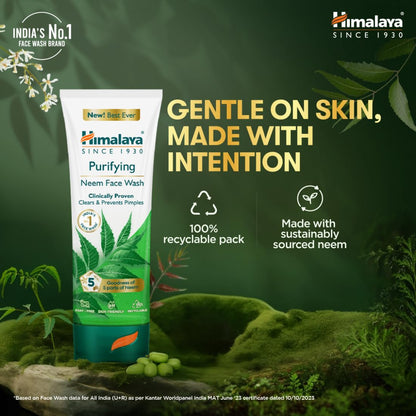 Himalaya Purifying Neem Face Wash, 400ml, Soap-Free, for Oily and Acne-Prone Skin - in use