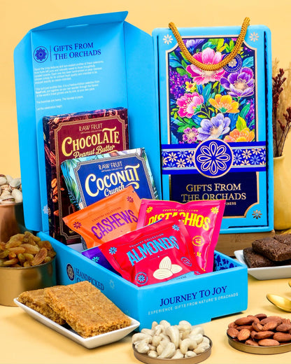 Hyperfoods® Rakhi Hamper For Brother RawFruit Gifts From The Orchards Dry fruit 120 Grams(Cashews, Almonds, Pista, Raisins 30