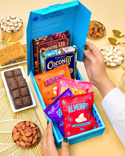 Hyperfoods® Rakhi Hamper For Brother RawFruit Gifts From The Orchards Dry fruit 120 Grams(Cashews, Almonds, Pista, Raisins 30