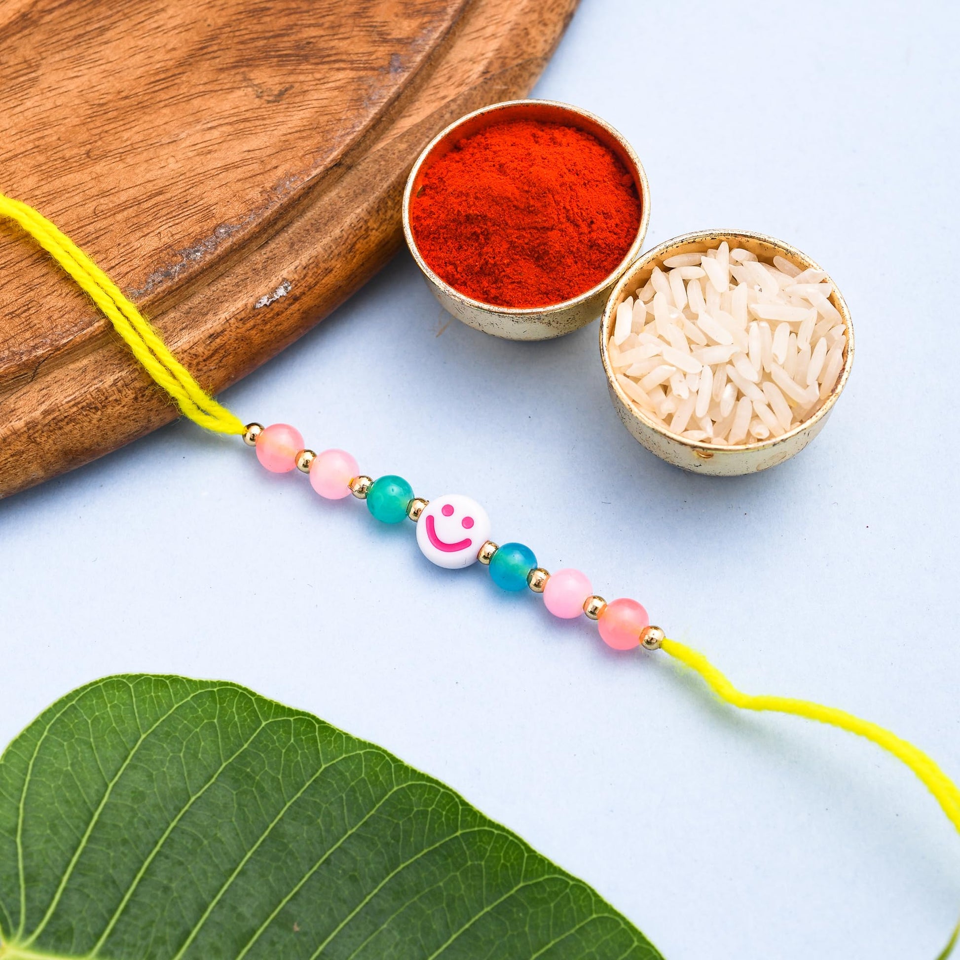 Khillayox Stylish rakhi for brother with greeting card| Rakhi/Raksha Bandhan Special & Stylish Greeting Card Rakhi Gift with 