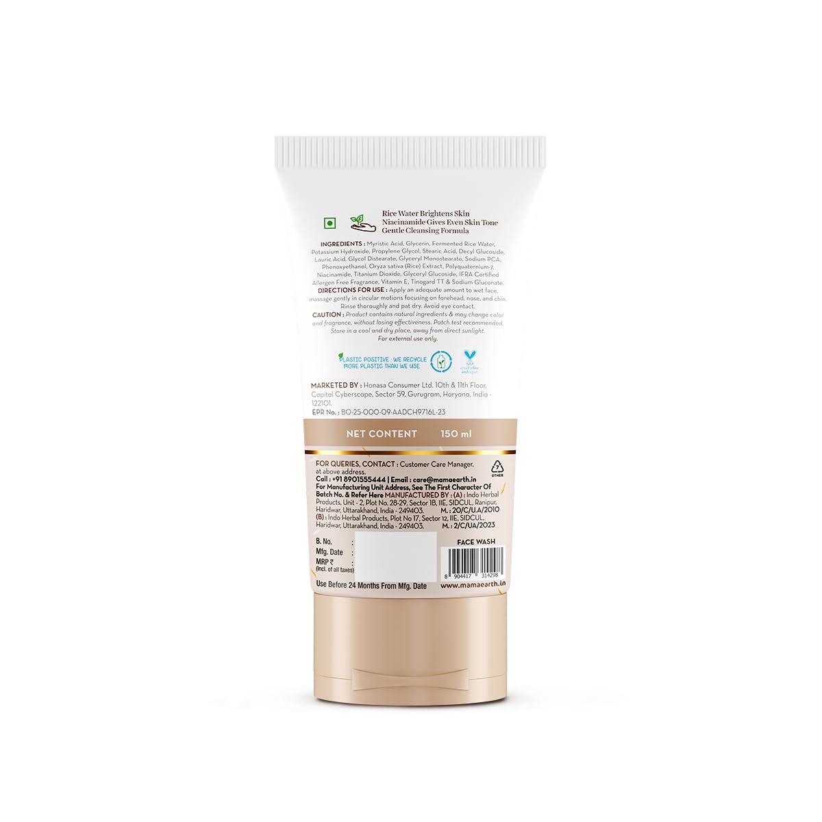 Mamaearth Rice Dewy Bright Face Wash with Rice Water & Niacinamide, Face Cleanser for All Skin Types, Unisex Adult - in use (