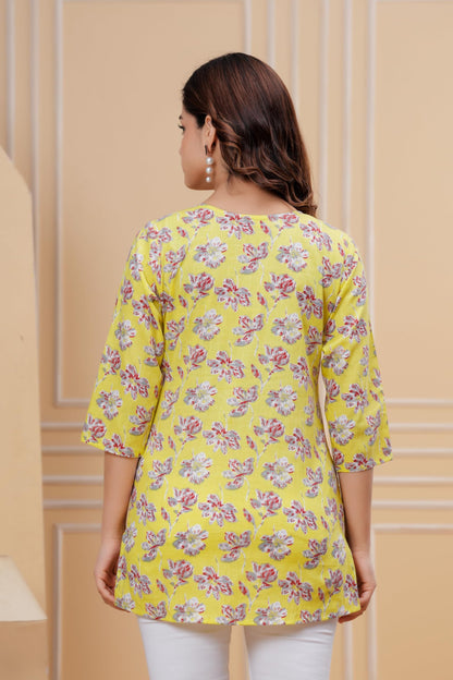 Monique Women's 100% Cotton Floral Print Short Kurti Round Neck 3/4 Sleeves Tunic - label detail (43)