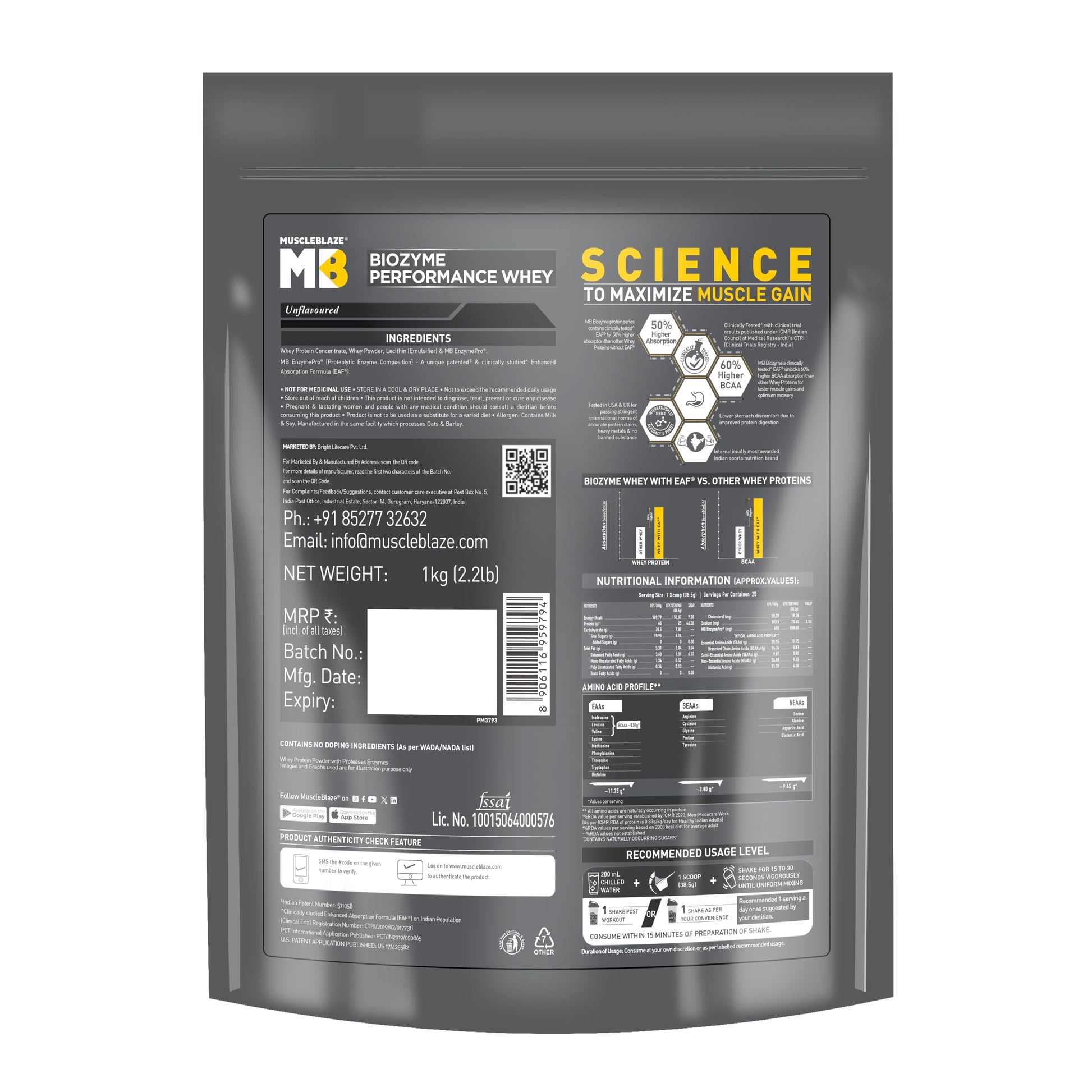 MuscleBlaze Cyclone Blender Shaker Bottle, Black, 700ml - in use (51)