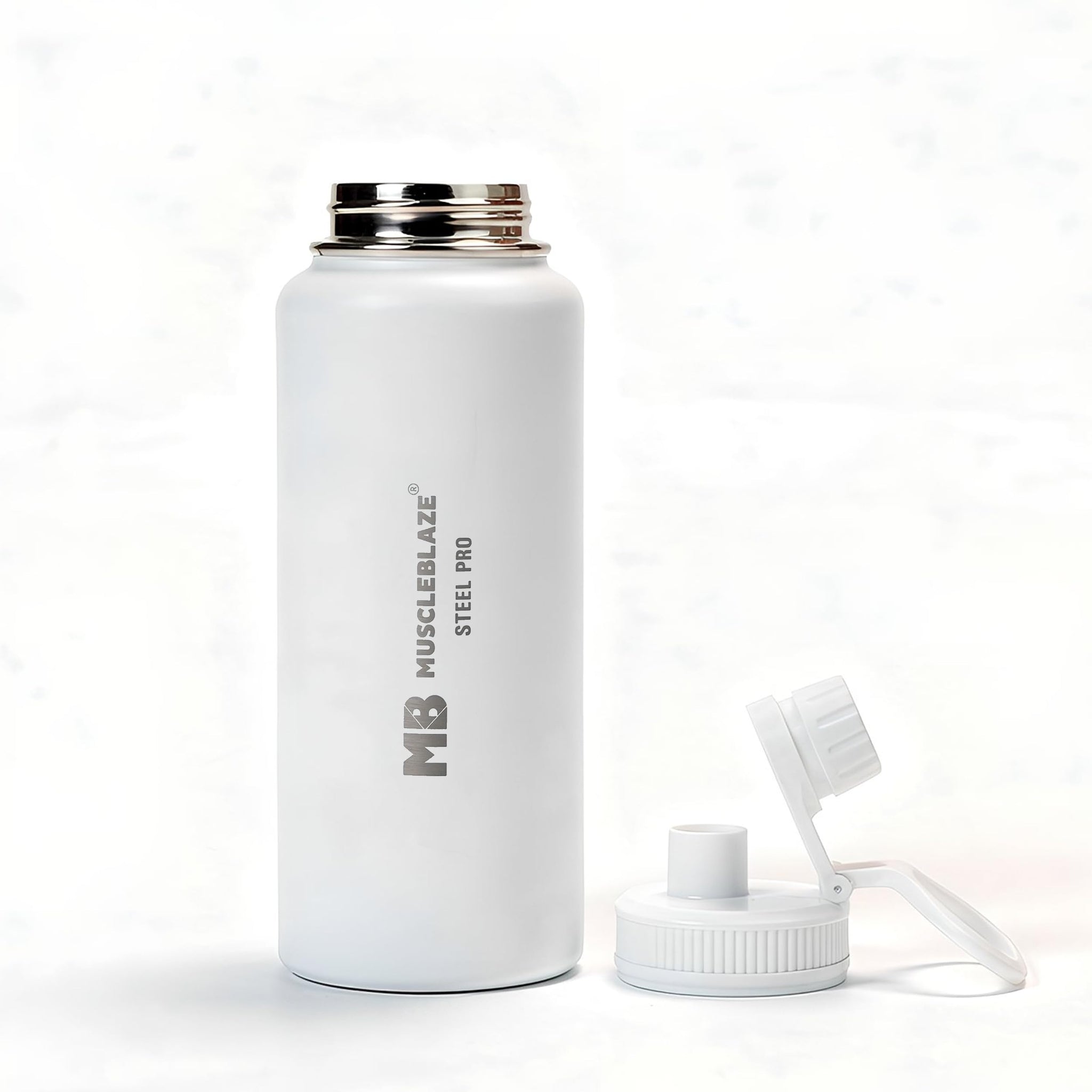 MuscleBlaze Stainless Steel Vacuum Insulated Water Bottle Thermos, 1L, Wide Mouth, Leak-Proof Lid - label detail (13)