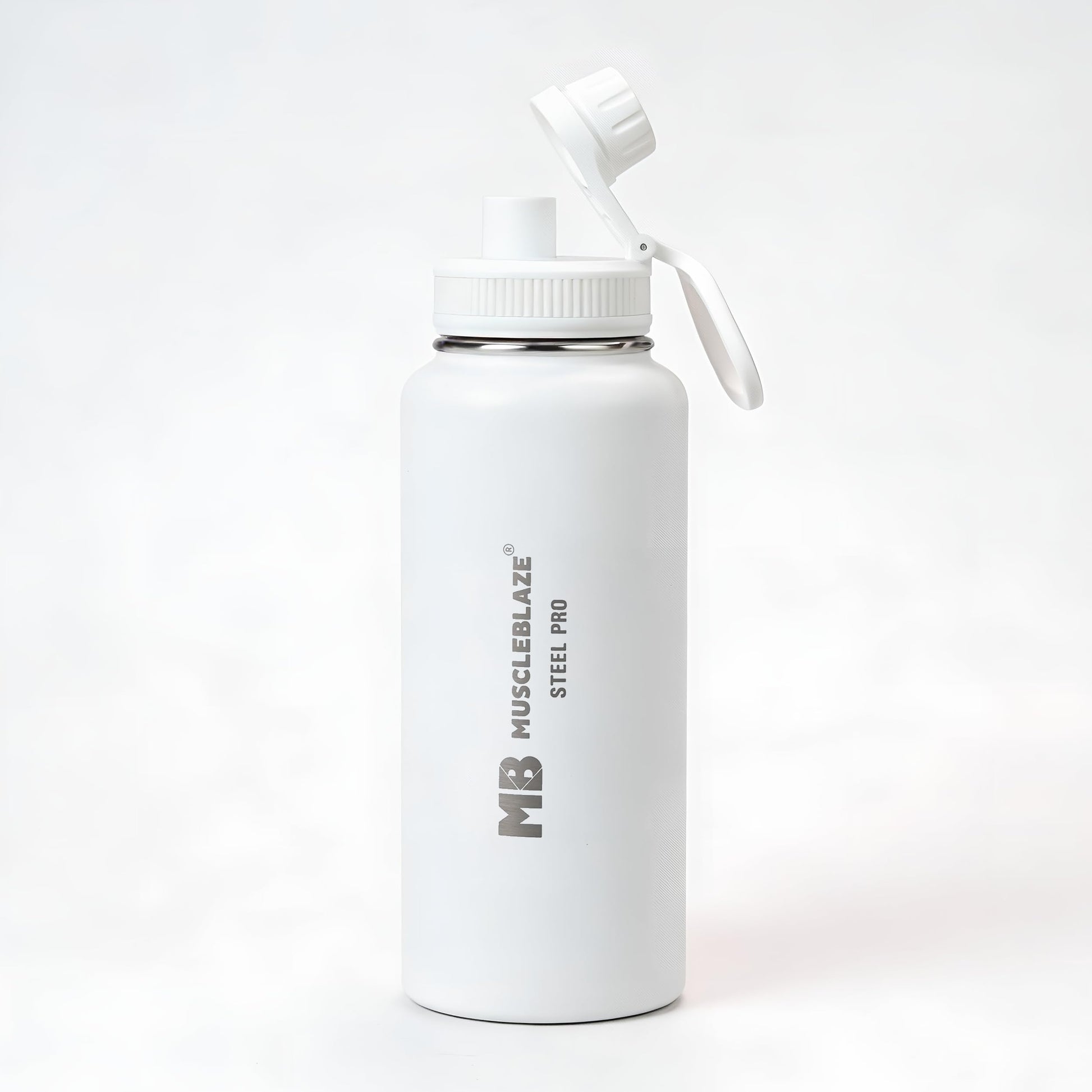 MuscleBlaze Stainless Steel Vacuum Insulated Water Bottle Thermos, 1L, Wide Mouth, Leak-Proof Lid - in use (16)
