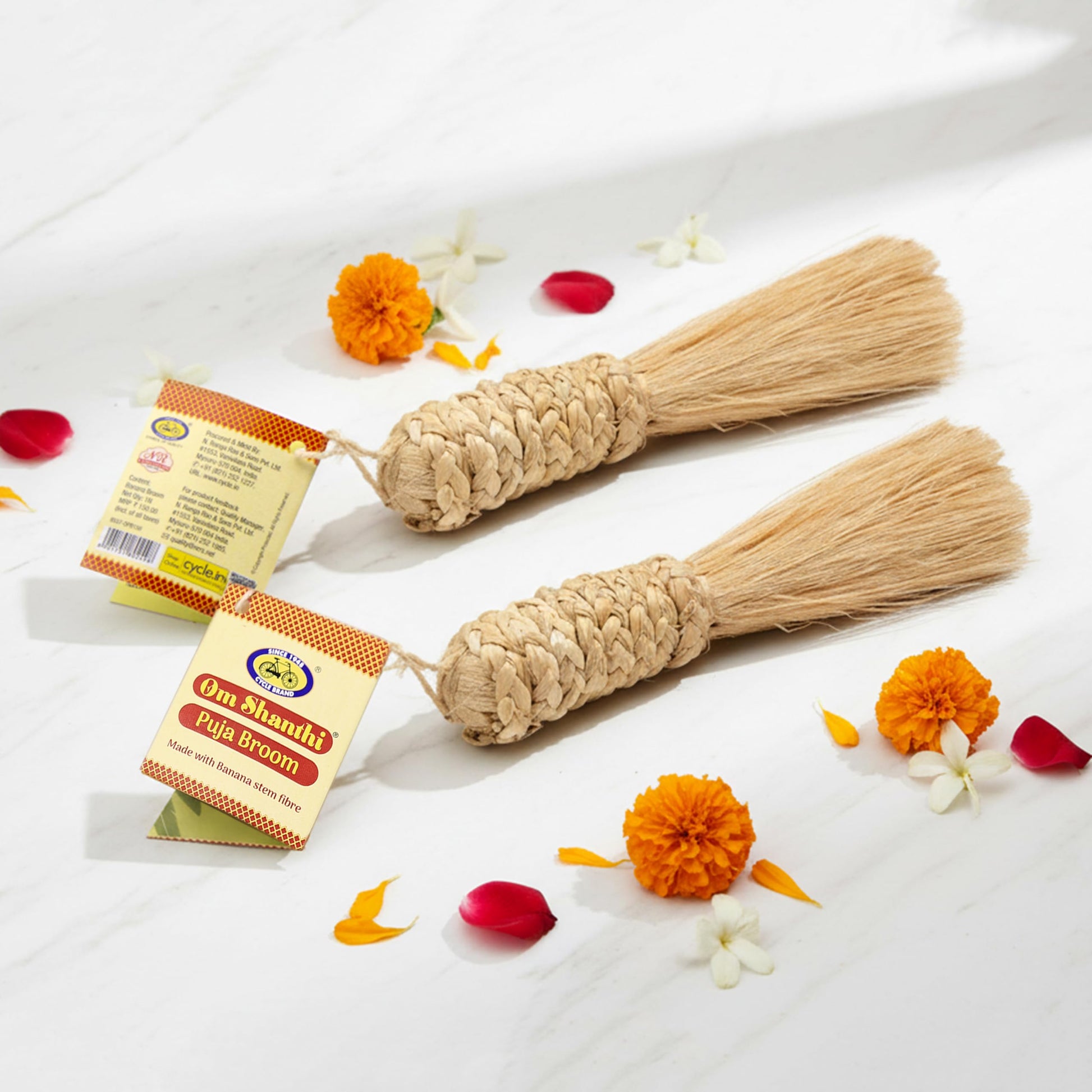 Om Shanthi POOJA MADE PURE Puja Broom, 8.5 inches, Eco-Friendly Biodegradable Broom for Dusting and Home Cleaning (6)