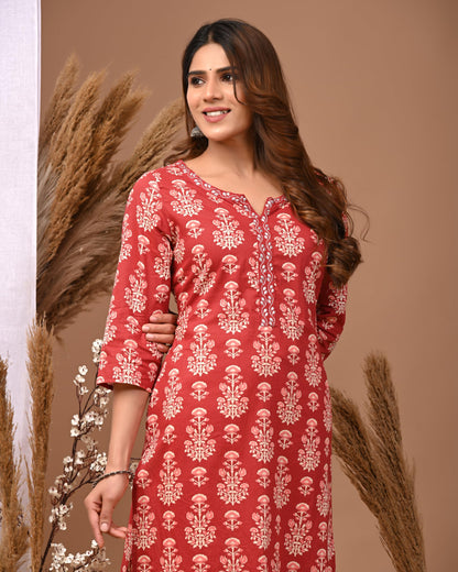 Rimeline Cotton Kurta for Women, Round Neck, Three Quarter Sleeves, Straight Fit Kurta (S-XXL) - close-up detail (15)