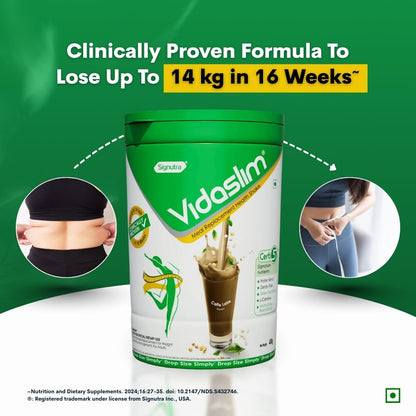 Vidaslim Meal Replacement Shake, 400g, Protein Powder with 22.8g Protein, No Added Sugars, Low Fat - in use