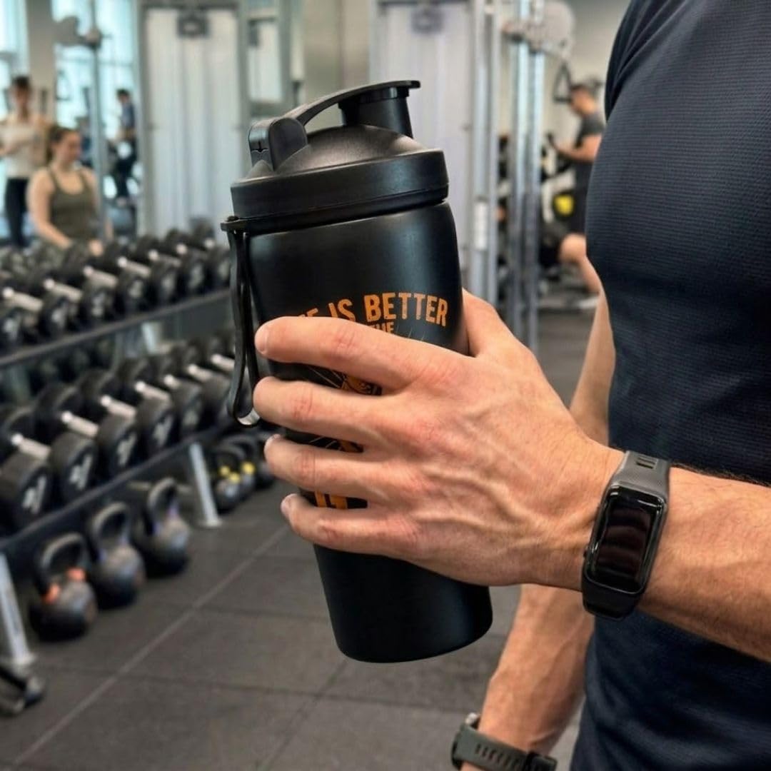 VOIK Stainless Steel Gym Shaker Bottle, 800ml, with Mixer Ball and Carrying Strap, Leakproof Lid - label detail (36)