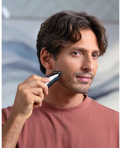 Wahl Premier Series 23-In-1 Lithium-Ion Multigroomer, Silver, Detachable Washable Heads, 2.5h Run Time, USB Charging Stand